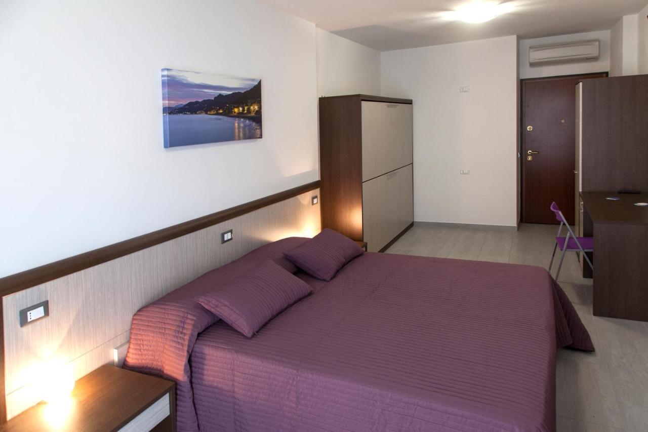 Locanda Brezza Marina Camera Quadrupla Finale Ligure Εξωτερικό φωτογραφία